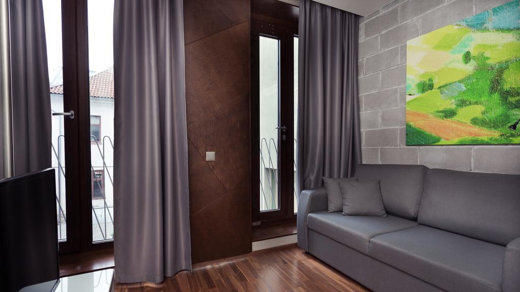 Konrad Old Town Aparthotel Tartu Zewnętrze zdjęcie