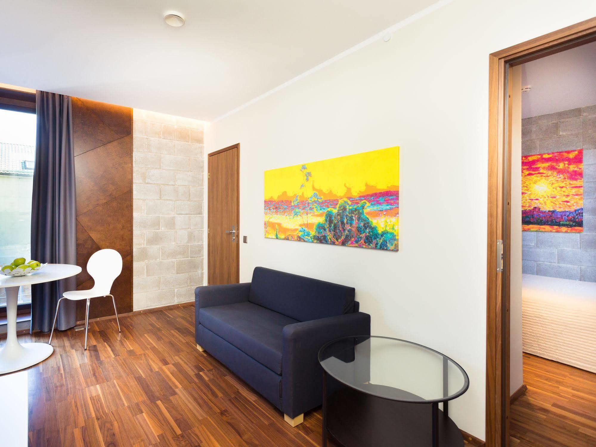 Konrad Old Town Aparthotel Tartu Zewnętrze zdjęcie